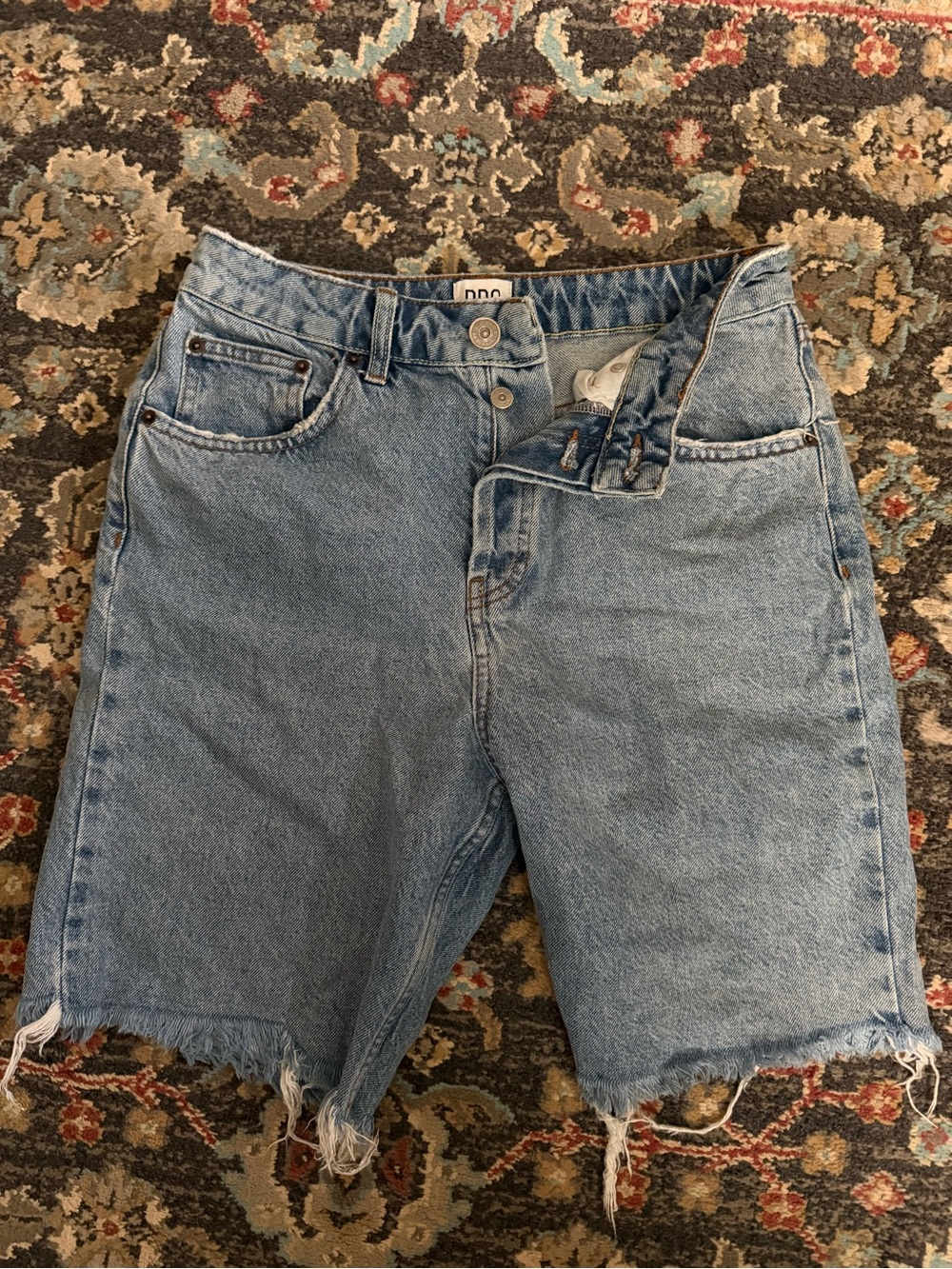 BDG Urban Outfitters High Rise Denim Shorts – Size W27